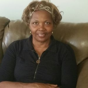 Meet your Posher, Claudia